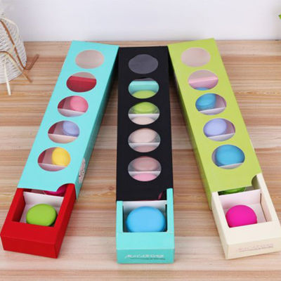 耐久性と頑丈さを兼ね備えた段ボール製ギフト包装箱。CMYKオフセット印刷を採用し、高い視覚的訴求力と保護性能を実現。