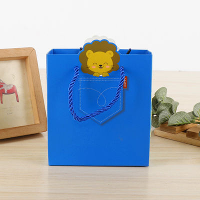子供 の 小さい ギフト 収納 用 の 紙 の 買い物 袋
